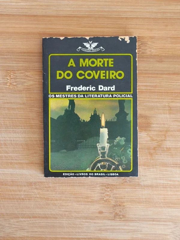 Capa do livro A MORTE DO COVEIRO